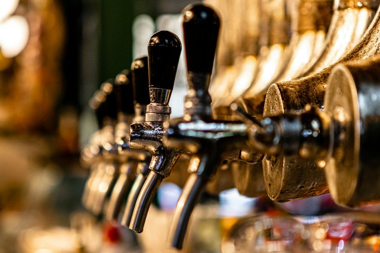 Beer Photo by Lucas Santos @ Unsplash