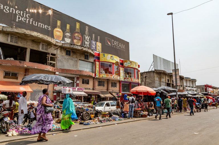 Photo by Eva Blue © Unsplash Ghana