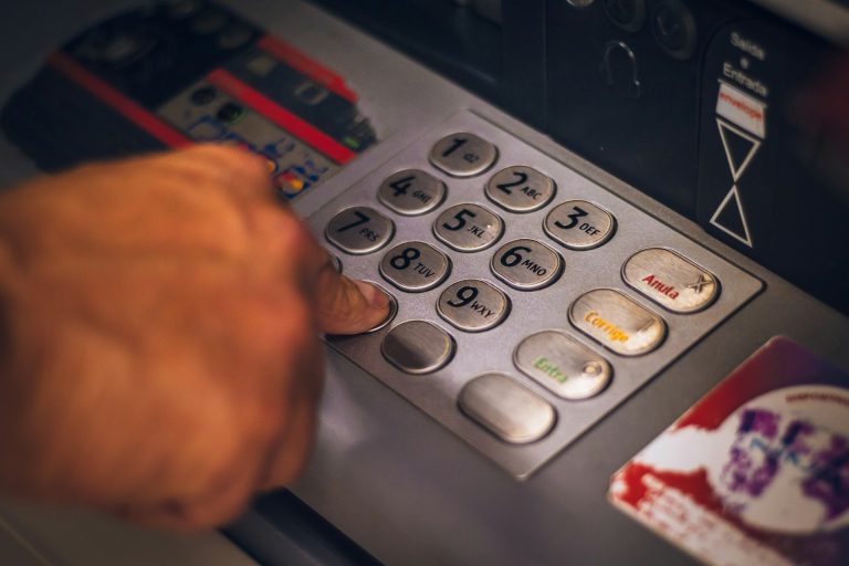 Banking ATM Photo by Eduardo Soares @ Unsplash
