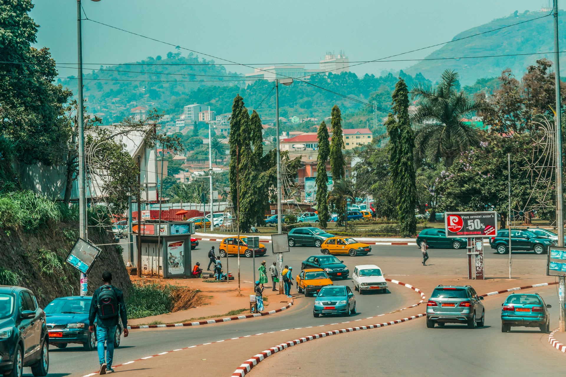 Photo by Ariel Nathan ADA MBITA @ Unsplash | Cameroon