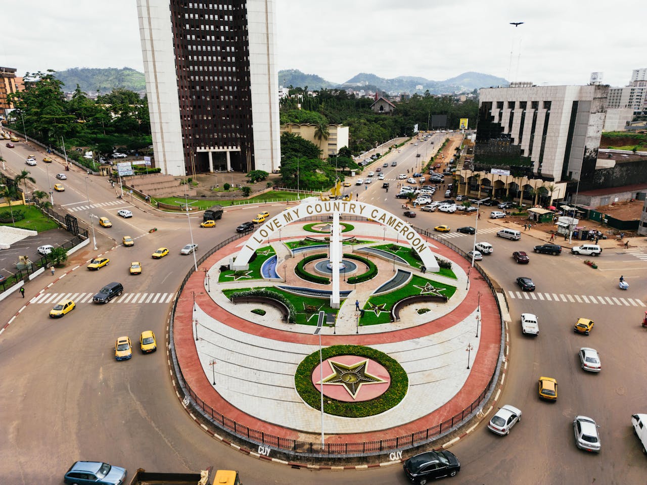 Roundabout in Yaounde, Cameroon @ Pexels