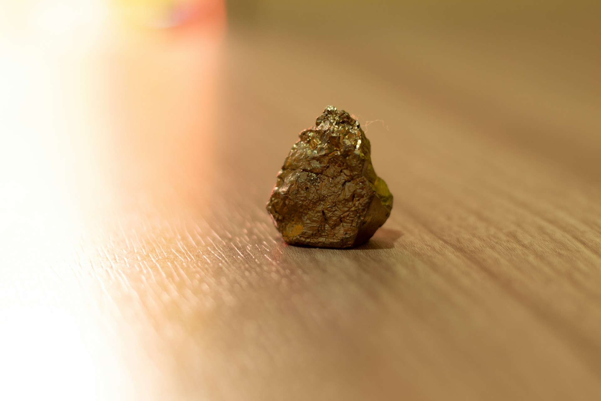 Uranium. Photo by Samuel Chagas @ Unsplash
