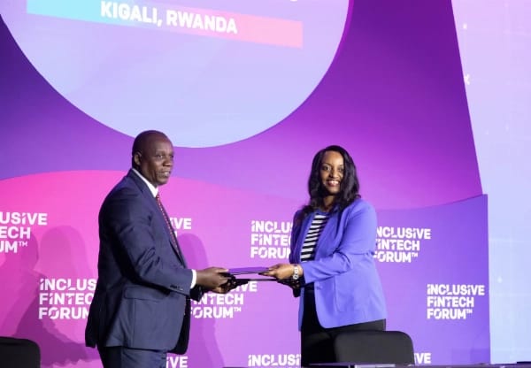 Soraya Hakuziyaremye, Governor of the National Bank of Rwanda, and Gerald Nyaoma, Deputy Governor of the Central Bank of Kenya signed the deal. Photo @ X/Ministry of Trade, Rwanda