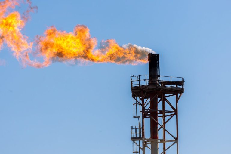 Industrial gas flaring. Photo by Yerevan Malerva @ Pexels