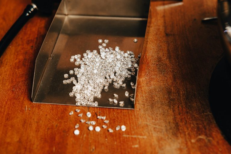 Diamonds on display. Photo by Lucas Santos @ Unsplash